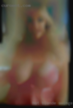 Hot blonde swingers hardcore clubs gallaries in Florissant.
